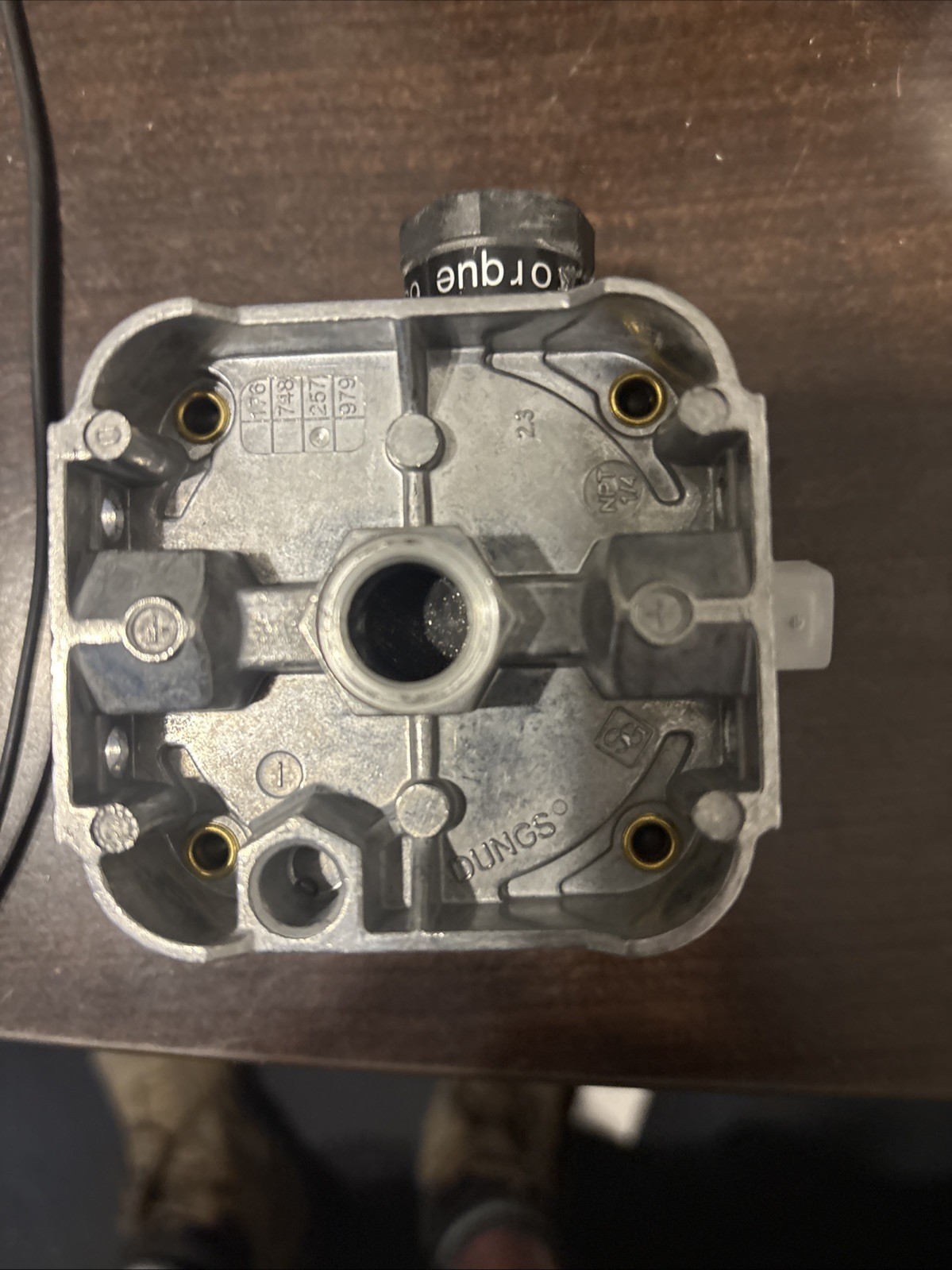 KARL DUNGS NEMA 4 PRESSURE SWITCH (SP352)