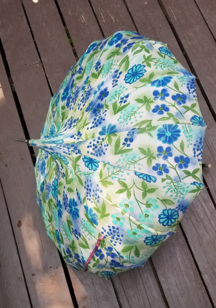 Vintage Floral Blue Pagoda Parasol Umbrella with Lucite(?) Handle