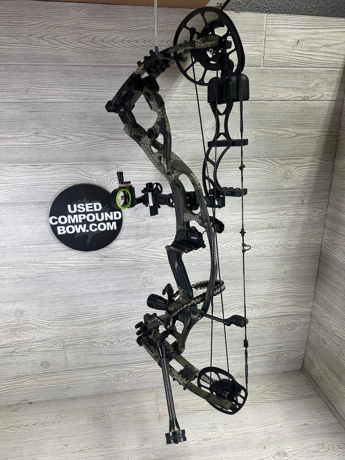 Hoyt RX-5 kuiu camo right hand 60-70lb 25-28" Draw