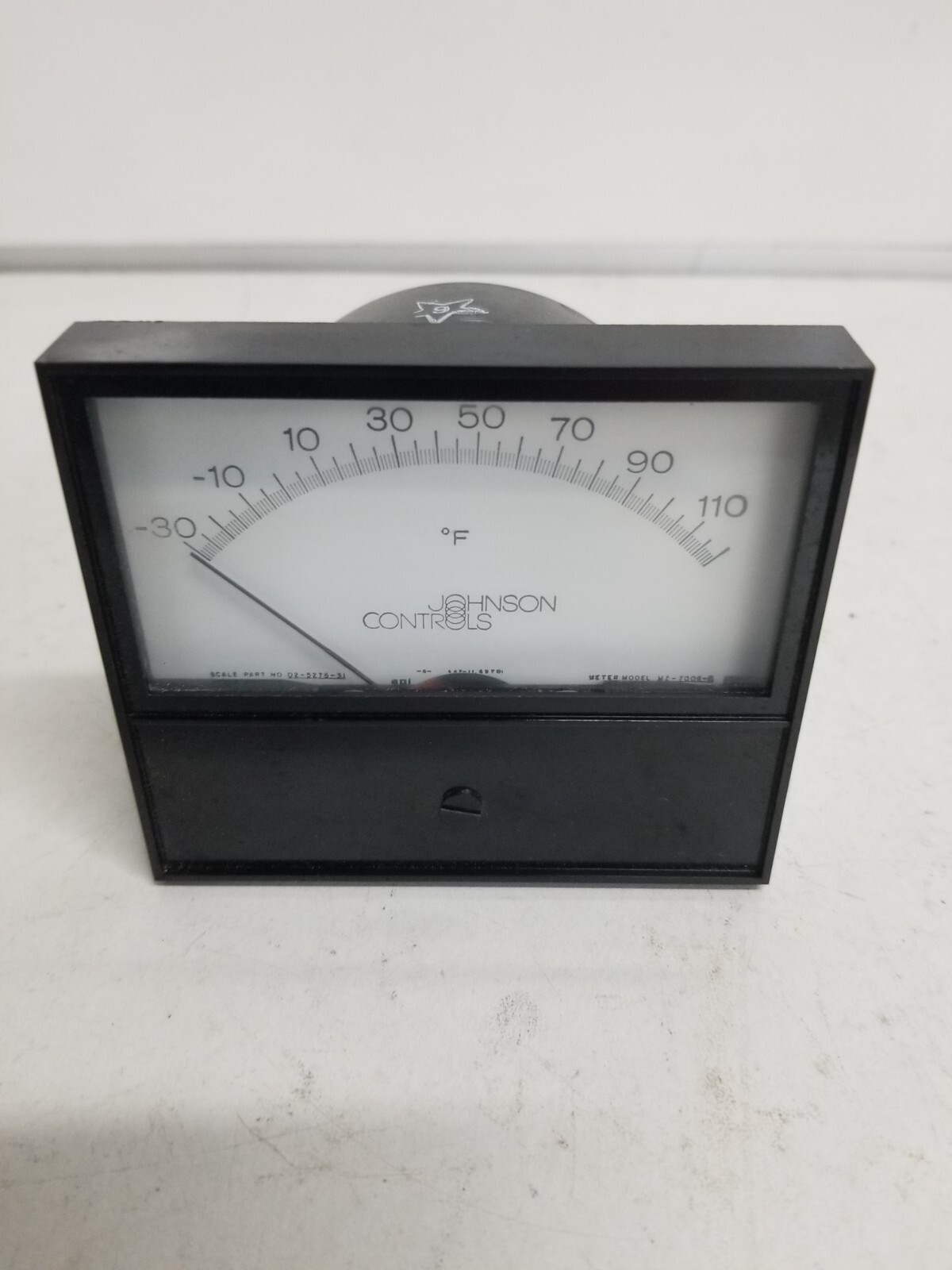 Johnson Controls MZ-7006-5 Panel Meter -30-0-120 F