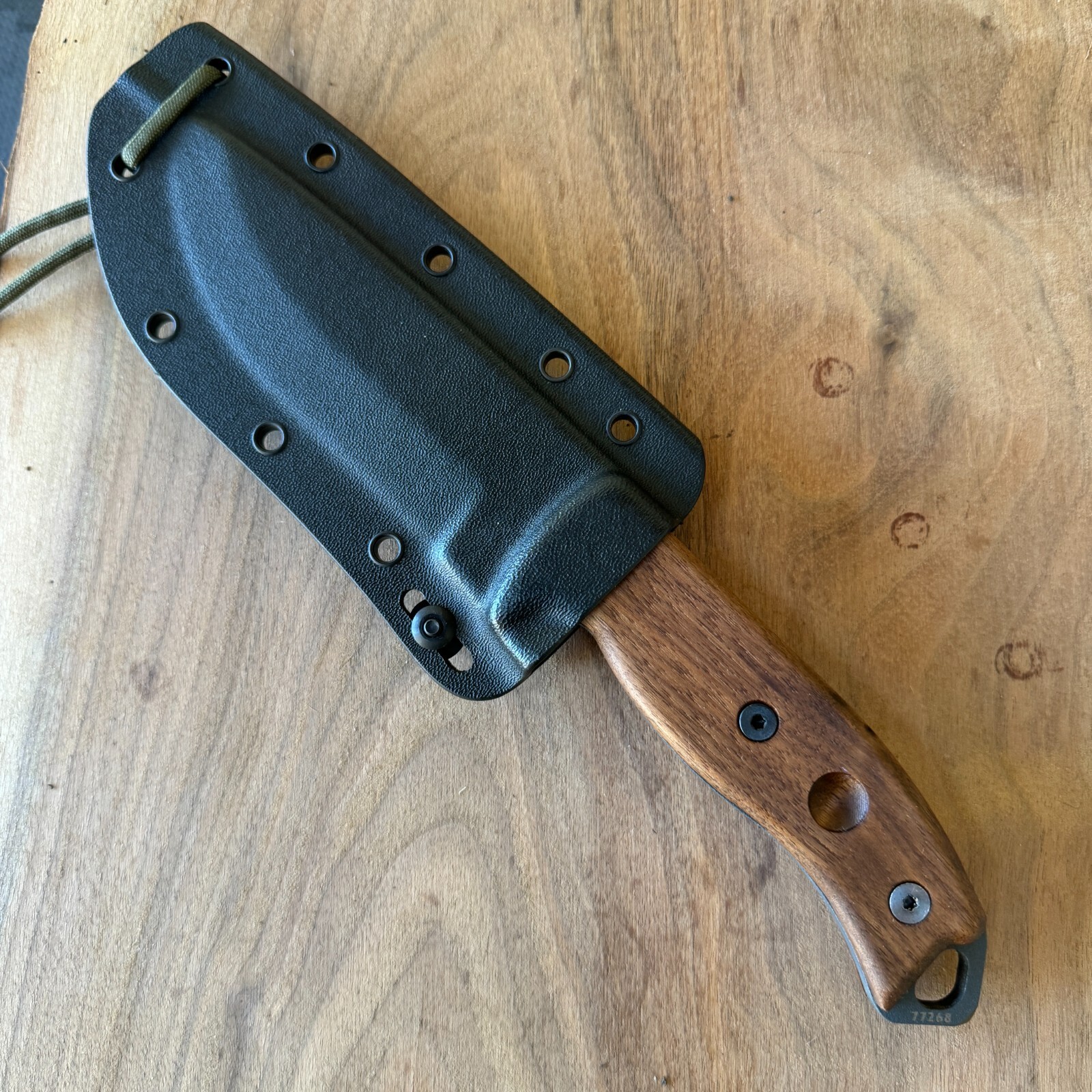Walnut scales compatible with ESEE-5/6 knife Solid
