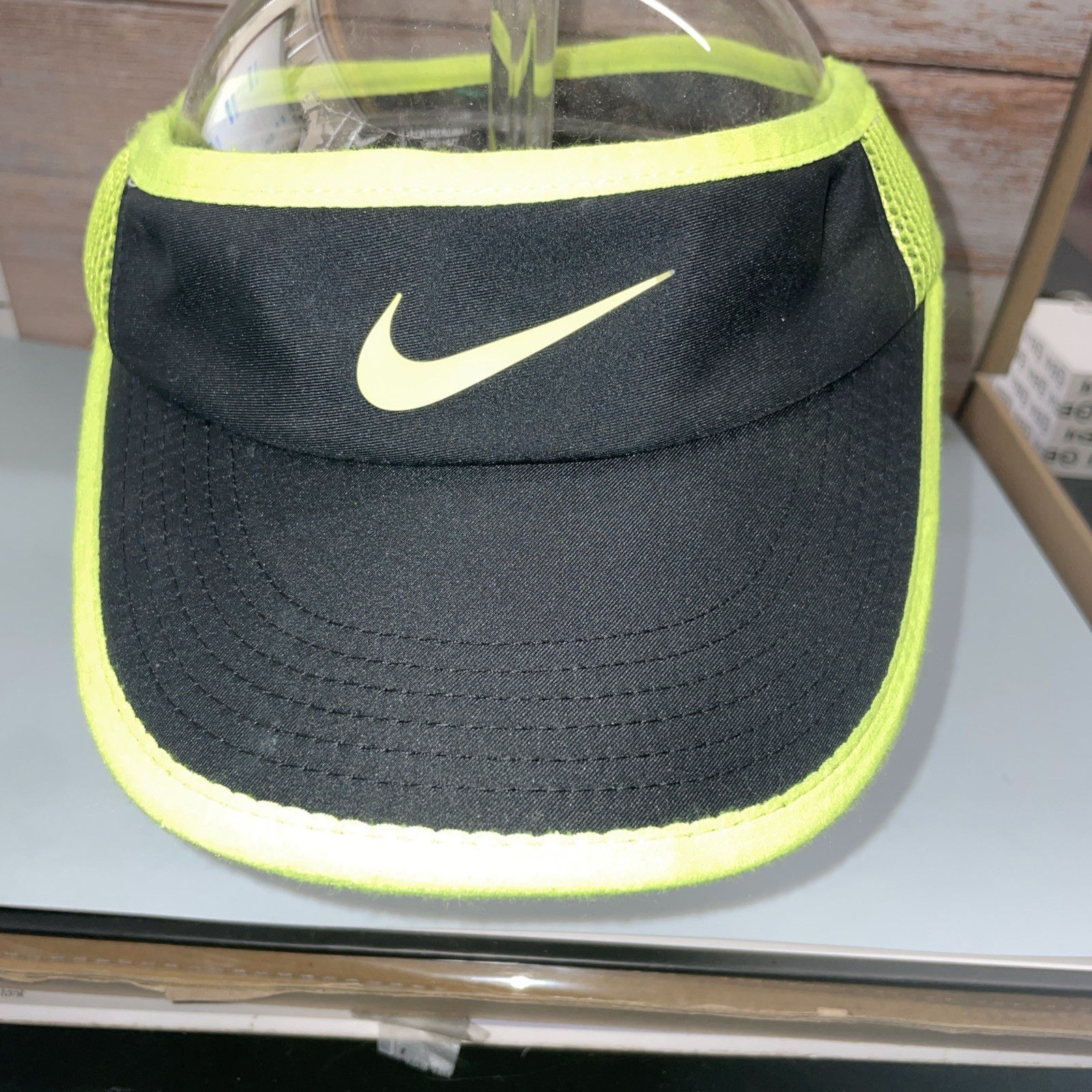 Nike Featherlight Women's Running Visor Black/ Green