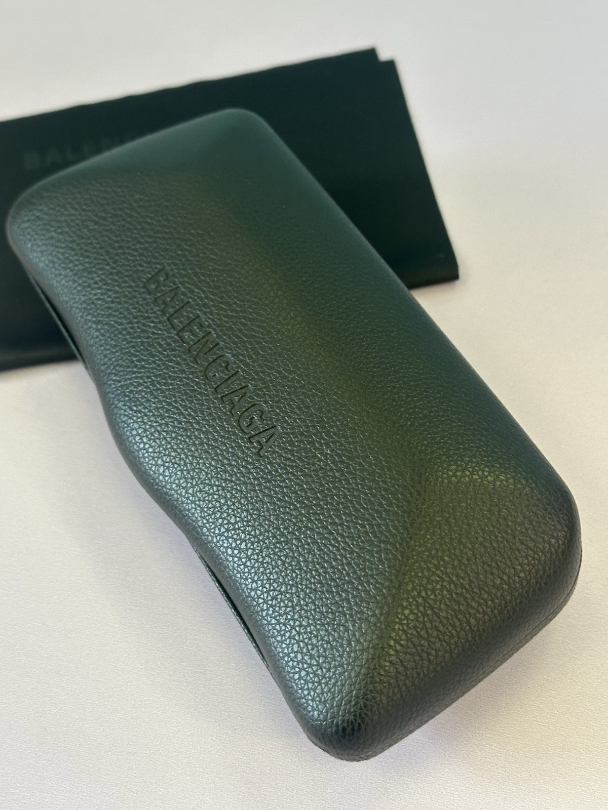NEW BALENCIAGA ITALY Sunglasses Eyeglasses LARGE LEATHER BLACK HARD CASE & CLOTH