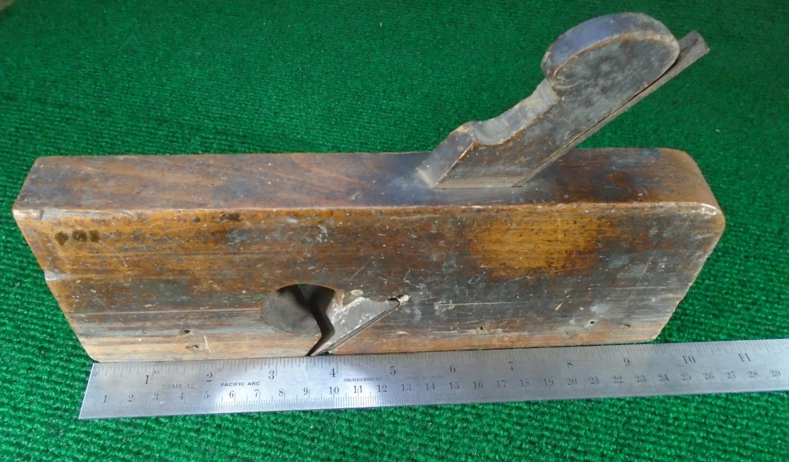 EDGARTON, BUFFALO VINTAGE HAND PLANER - 1 1/4" WIDE, CIRCA 1870's (20078-5)