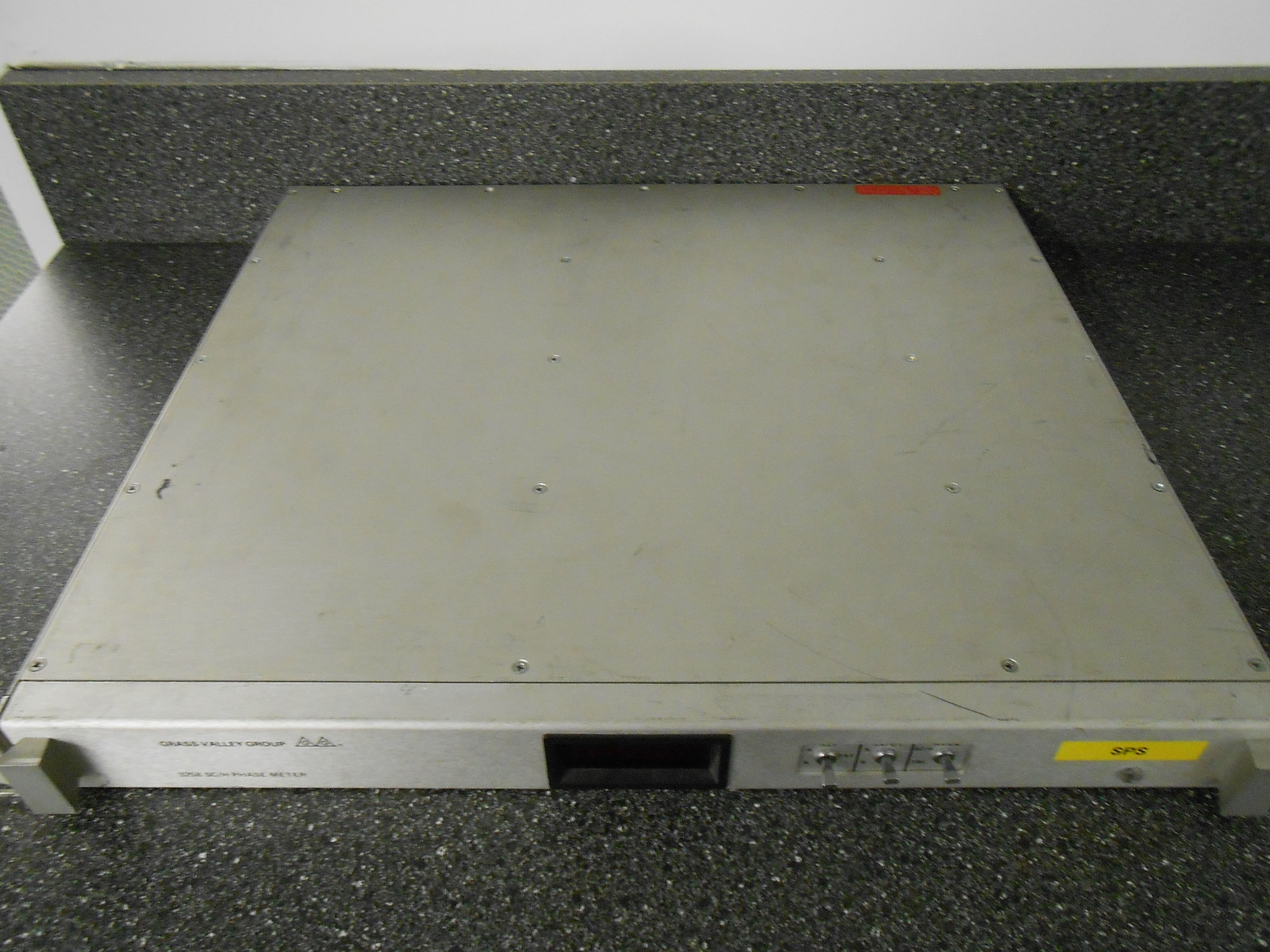 GRASS VALLEY GROUP 3258 SC/H PHASE METER
