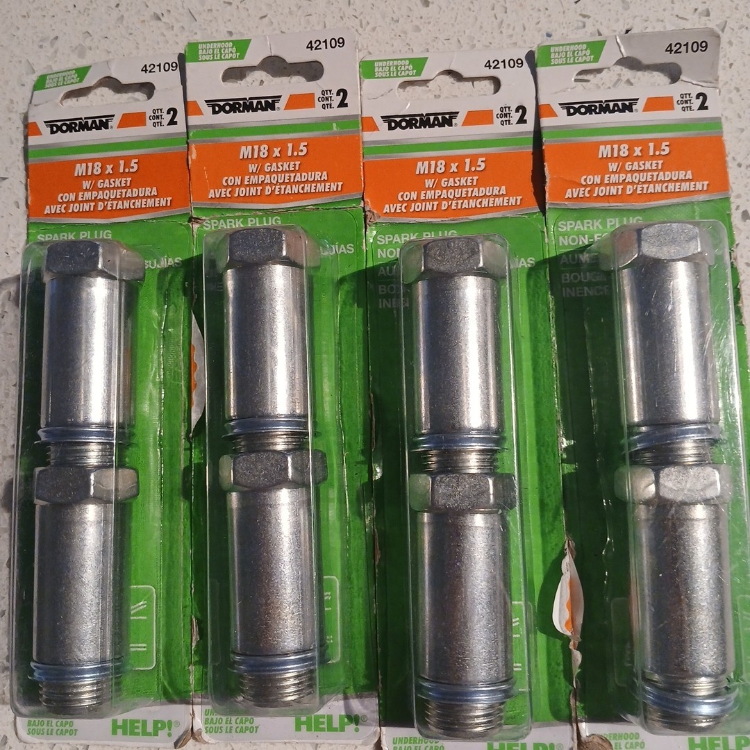 Dorman 42109 M18 1.5 w/ Gasket Steel Non Fouler  (4 Packs)