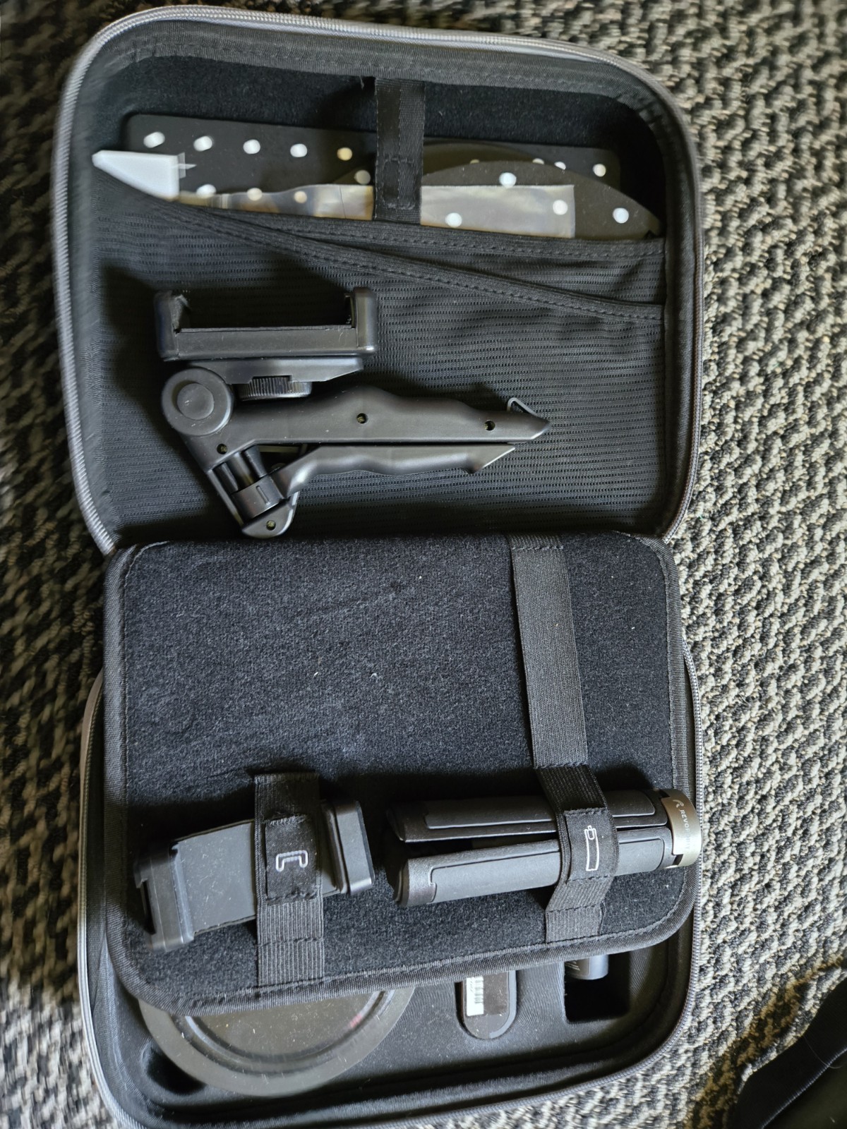 Revopoint POP 2 3D Scanner Kit with Tripod & Carrying Case
