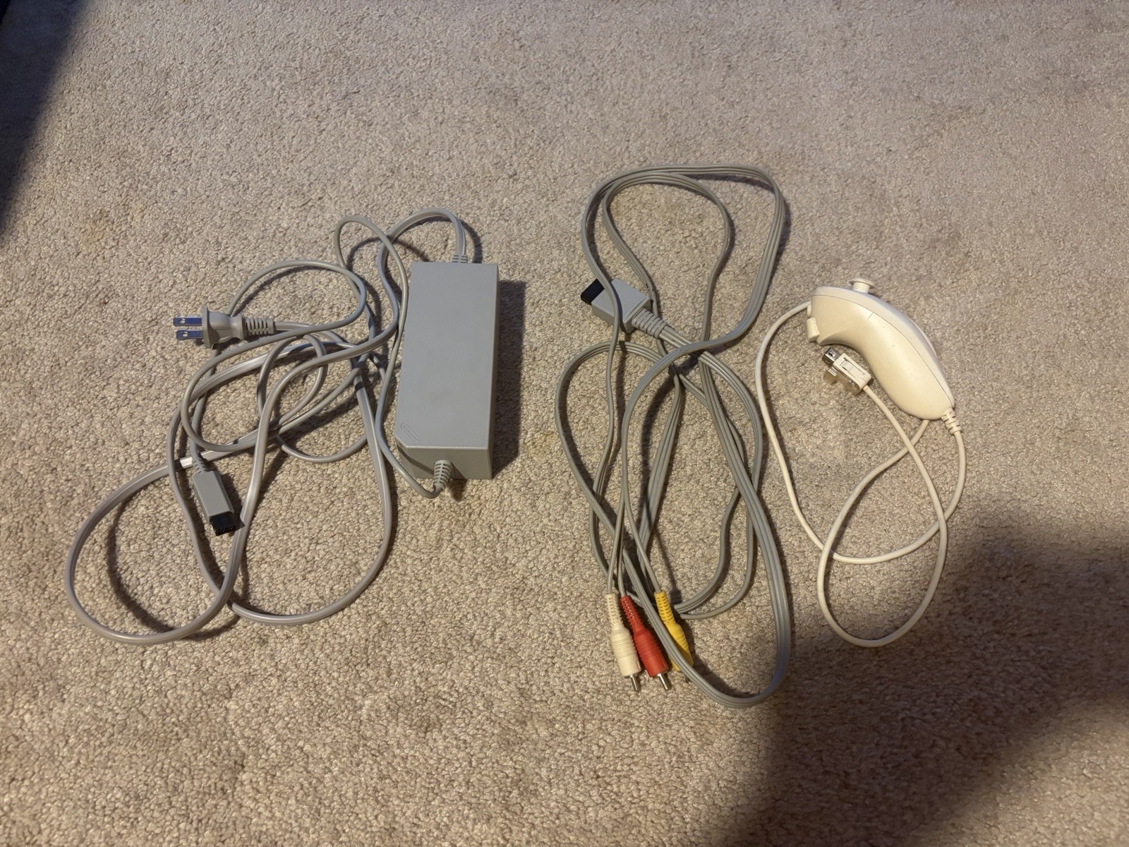 OEM Nintendo Wii Power Supply, AV Cables, & Nunchuck *UNTESTED*