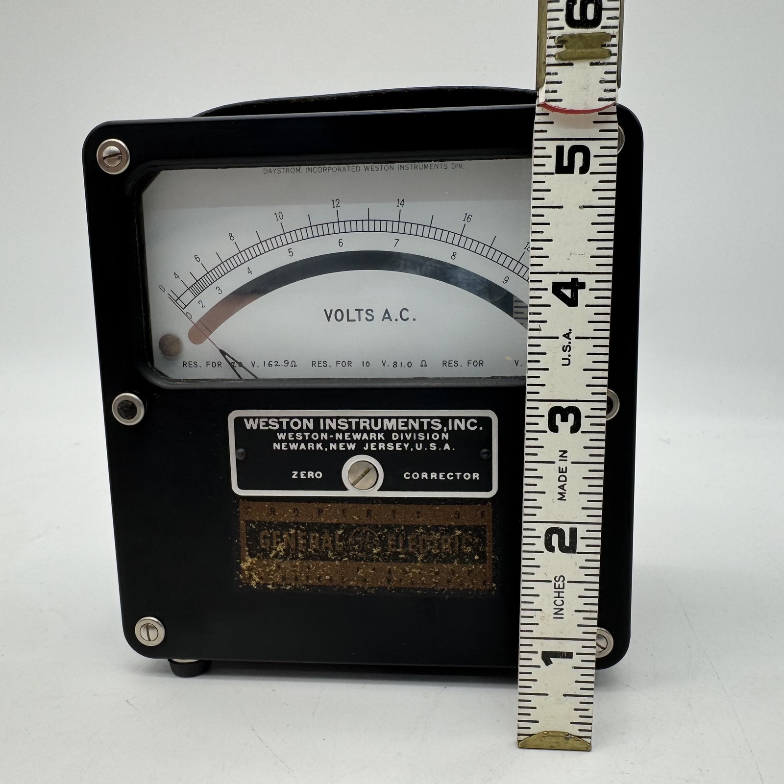 Vintage Weston Instruments Model 433 AC Voltmeter 0-20V Analog Test Meter