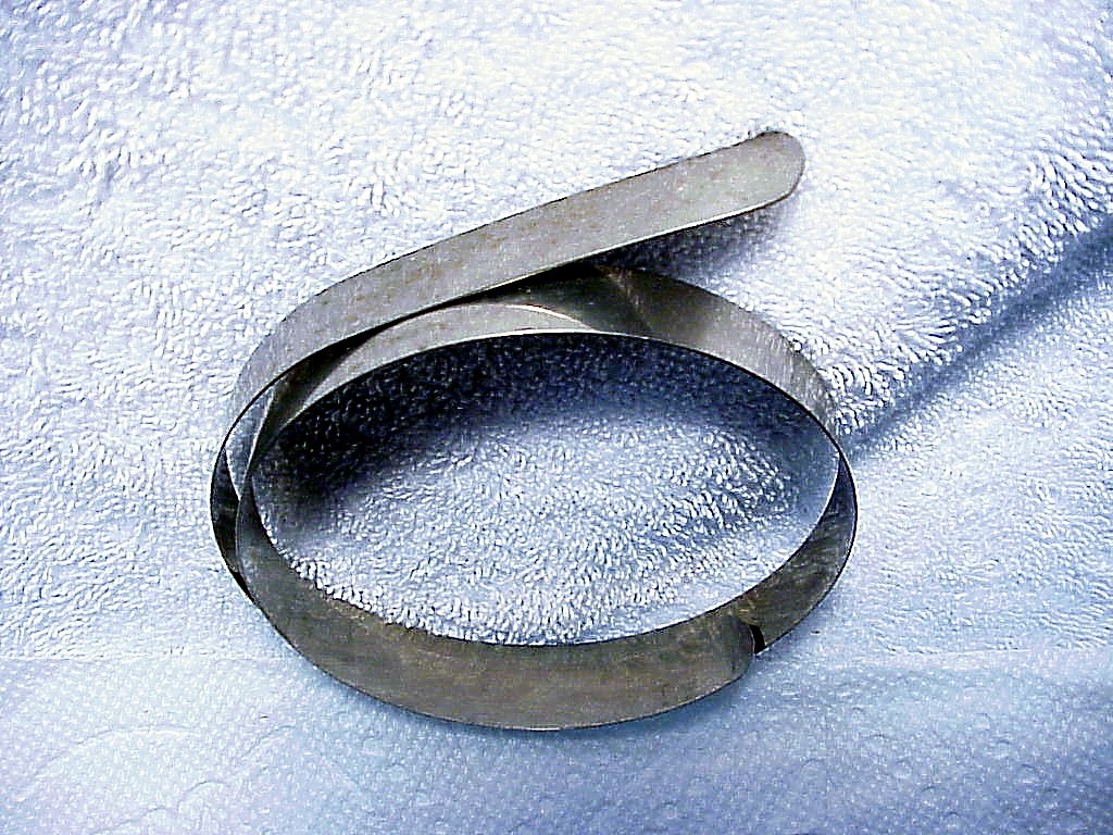 Vtg 16mm Film Hold Down Band | fits 200'/400' Films | Spring Steel | $14.55 |