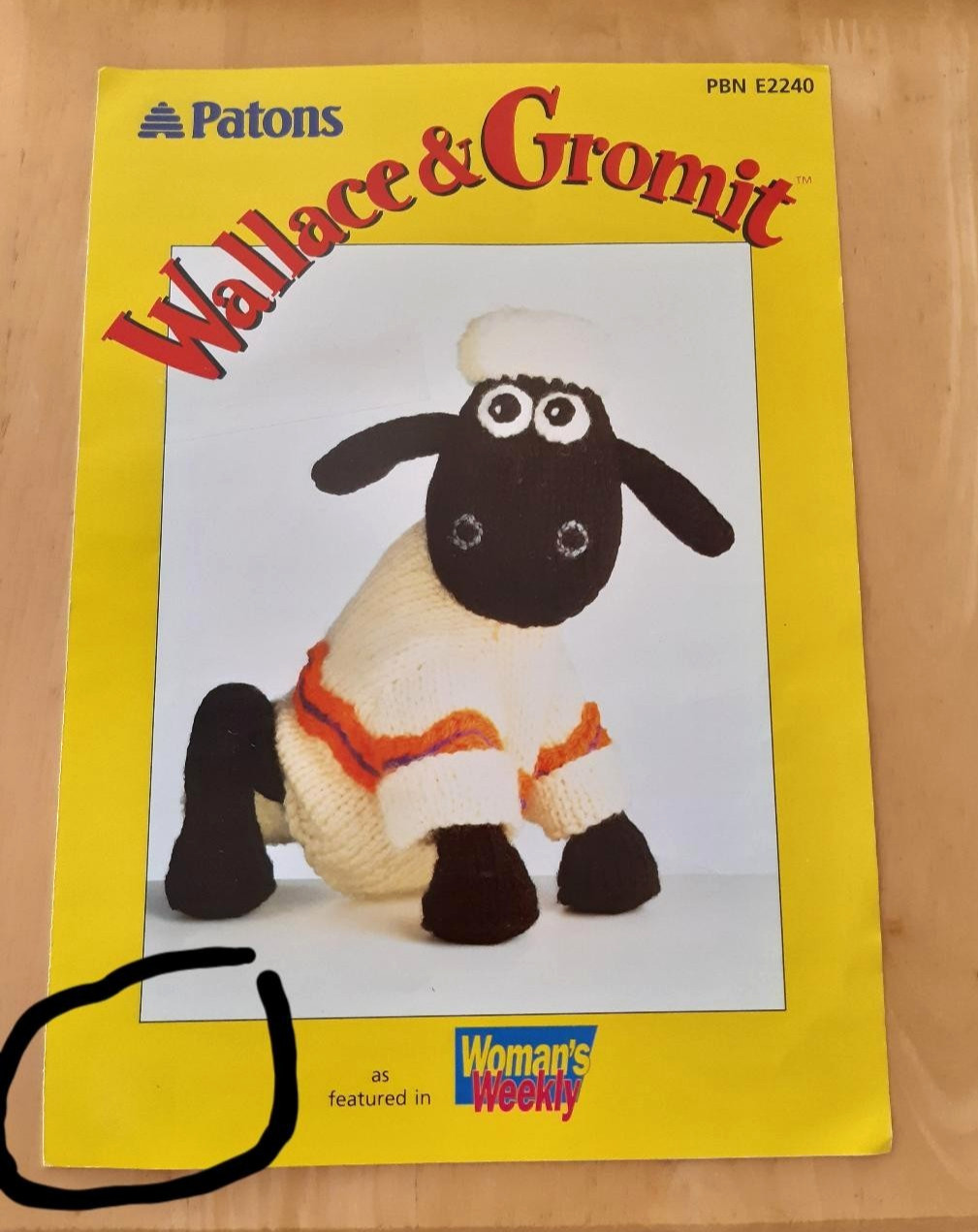 ALAN DART WALLACE & GROMIT TOYS KNITTING PATTERN PICK & MIX