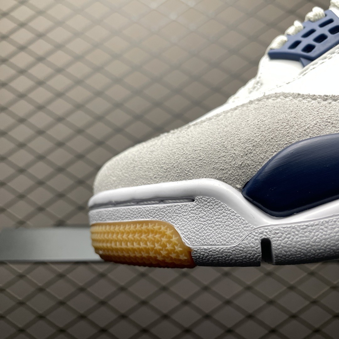 Nk X AJ4 Mid Retro 'Navy' DR5415-100