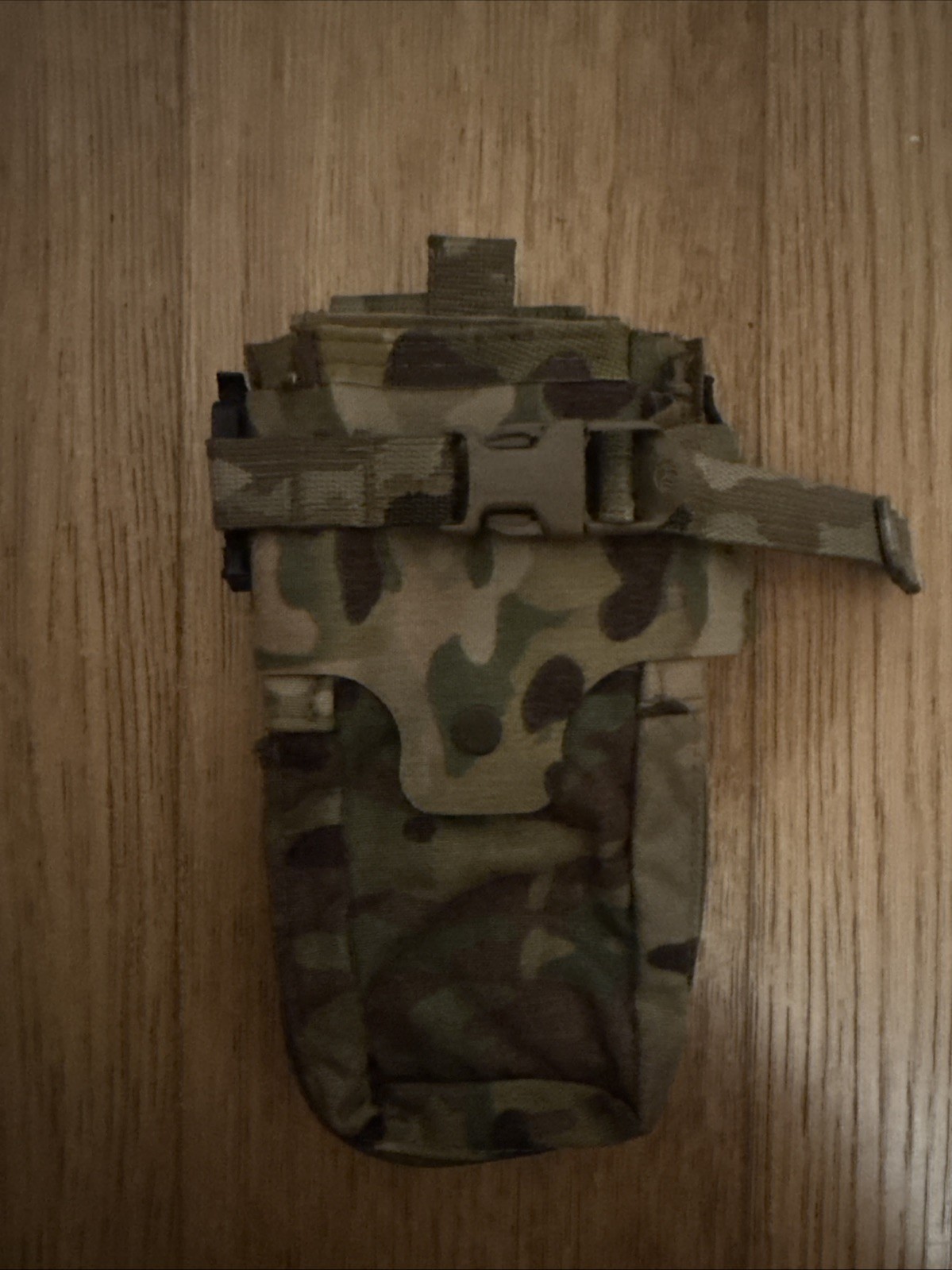 First Spear Radio Pouch 152, Hinge Body, Bottom Opening