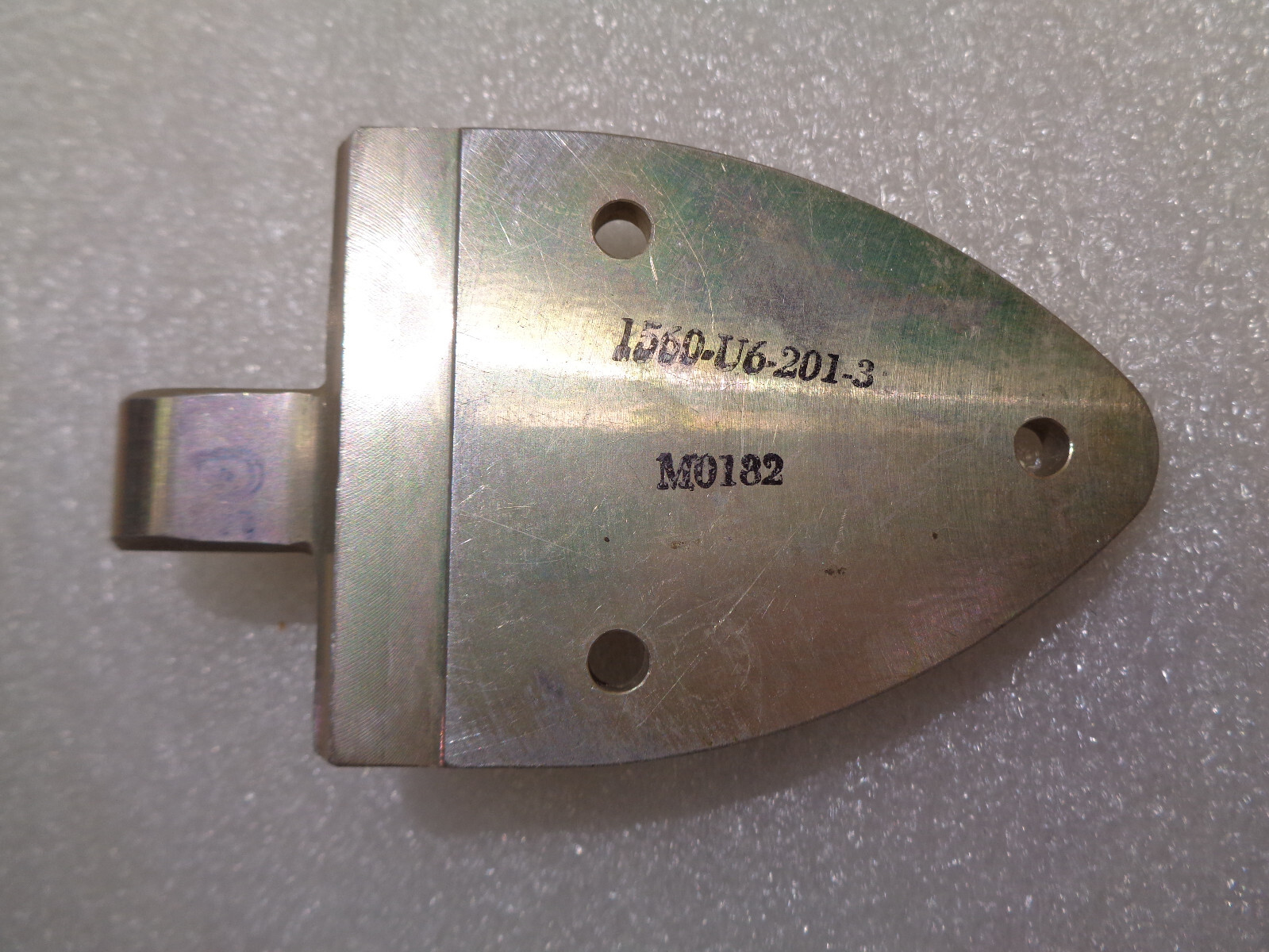 BEAVER DHC-2 L/H COCKPIT DOOR HINGE 1560-U6-201-3 / C2FS1255 NEW (LIMITED SUPPLY