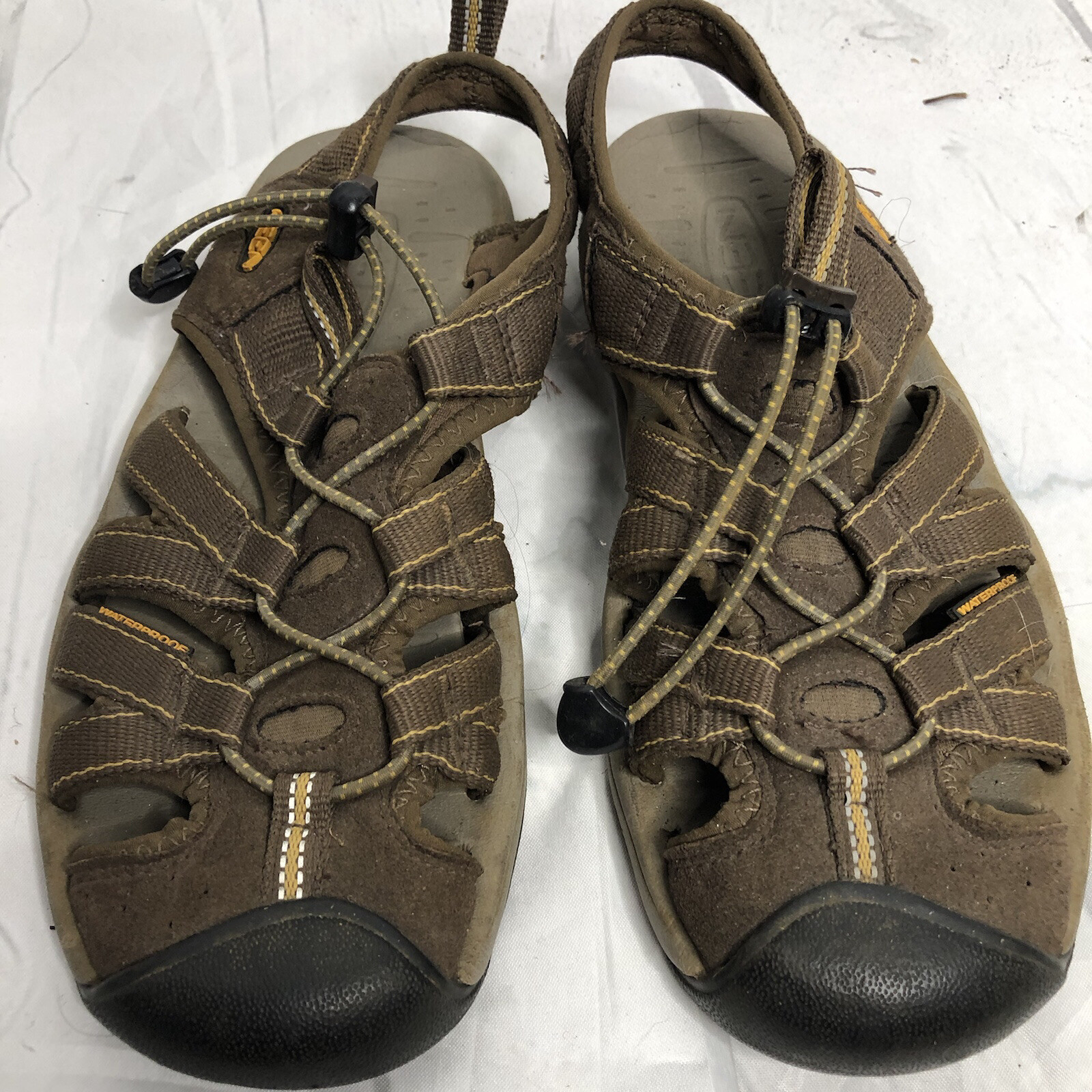 Keen Kanyon Trail Hiking Shoes Mens Size US 7 Brown 1126 Waterproof Sandal