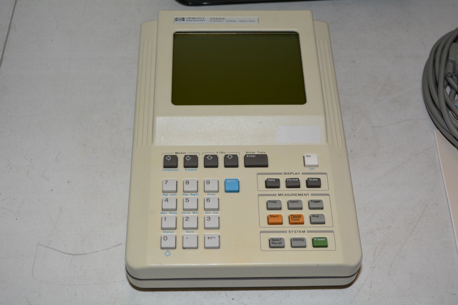 HP 3560A Handheld FFT Vibration Acoustic Spectrum Dynamic Analyzer
