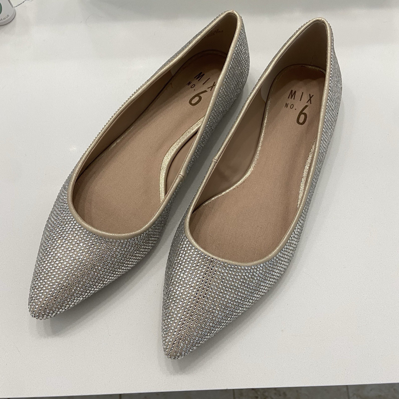 MIX NO. 6 Silver Rhinestone Pointed Toe Flats Size 6.5 NWOT Cushioned