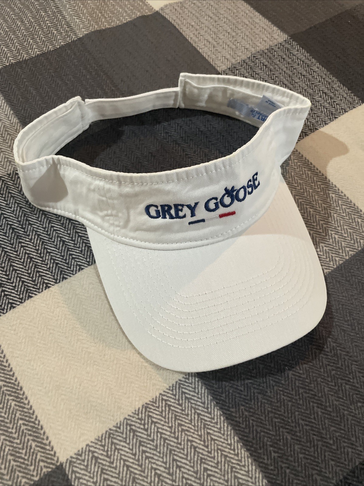 NEW 2025 U.S. Open Honey Deuce Drink Promo Grey Goose White Visor Hat