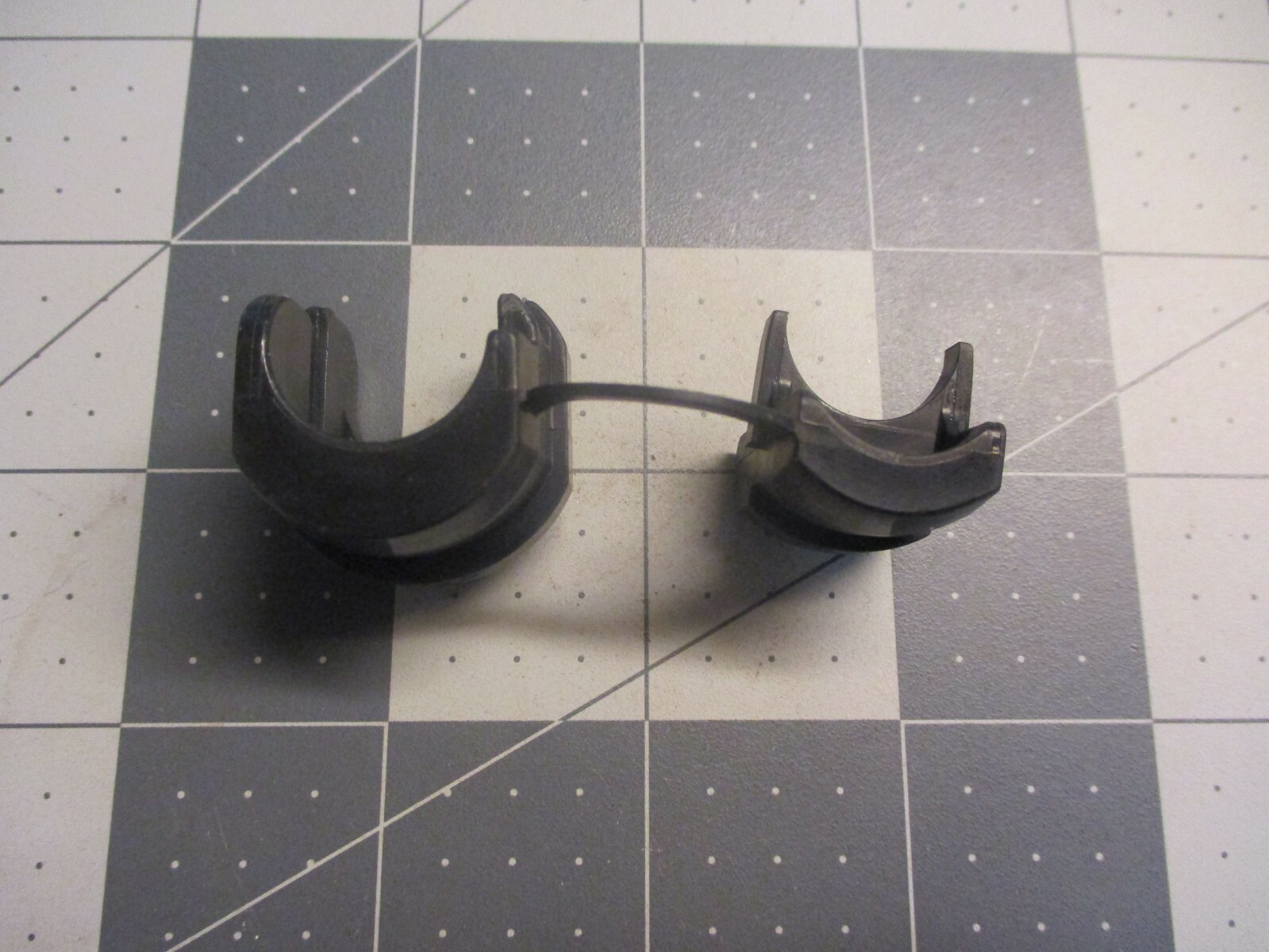 New Idea 104393 Strain Bushing
