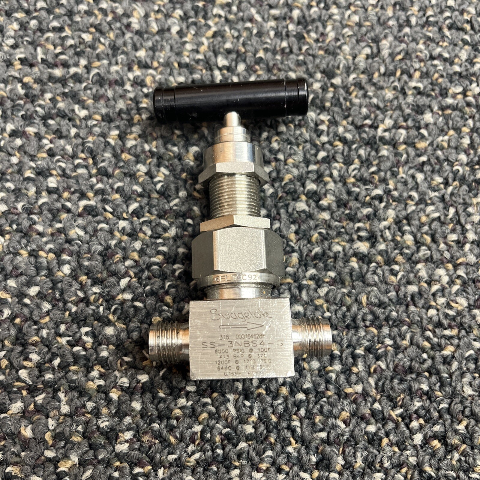 Swagelok SS-3NBS4-G Needle Valve