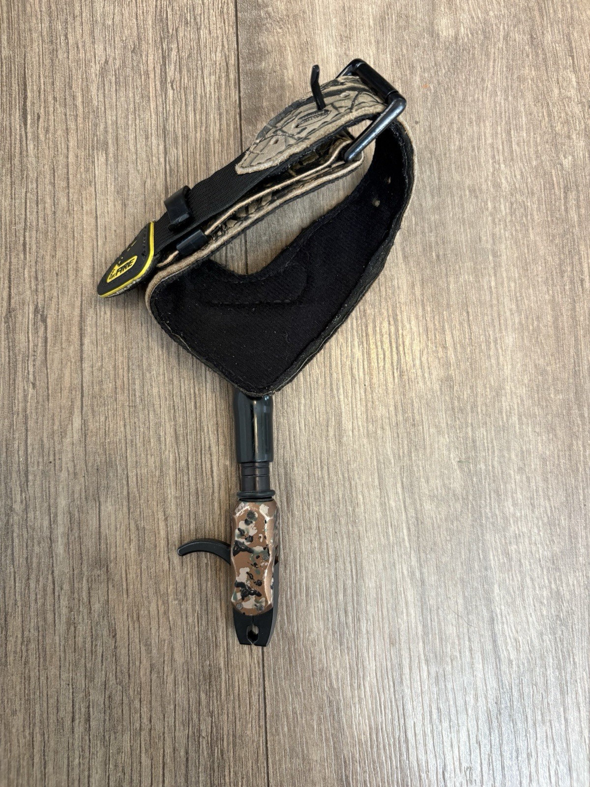 Hoyt Trykon RH Compound Bow 70lb With Accessories And Case