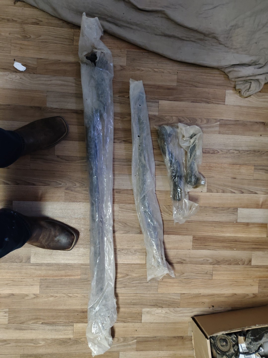 These Are Brand New Tie Rods And They Are Still In The Package