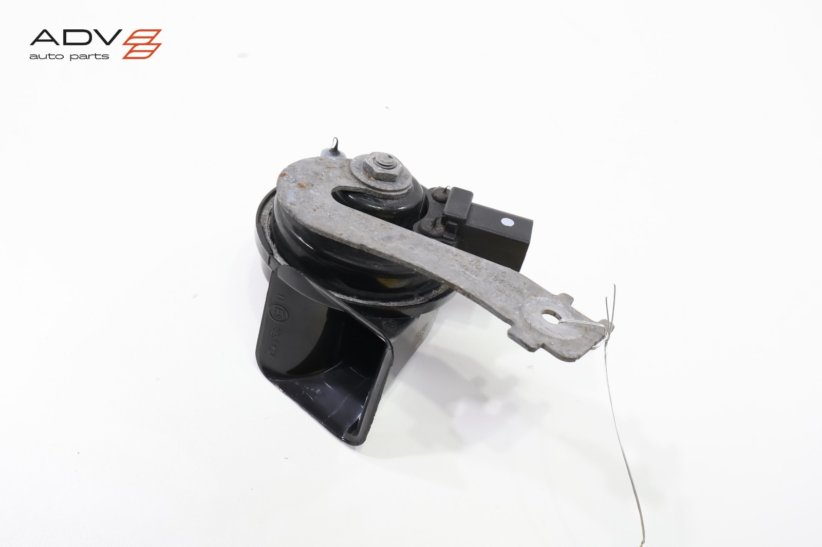 2019-2023 AUDI E-TRON LEFT DRIVER SIDE HIGH NOTE TONE HORN SIGNAL & BRACKET OEM