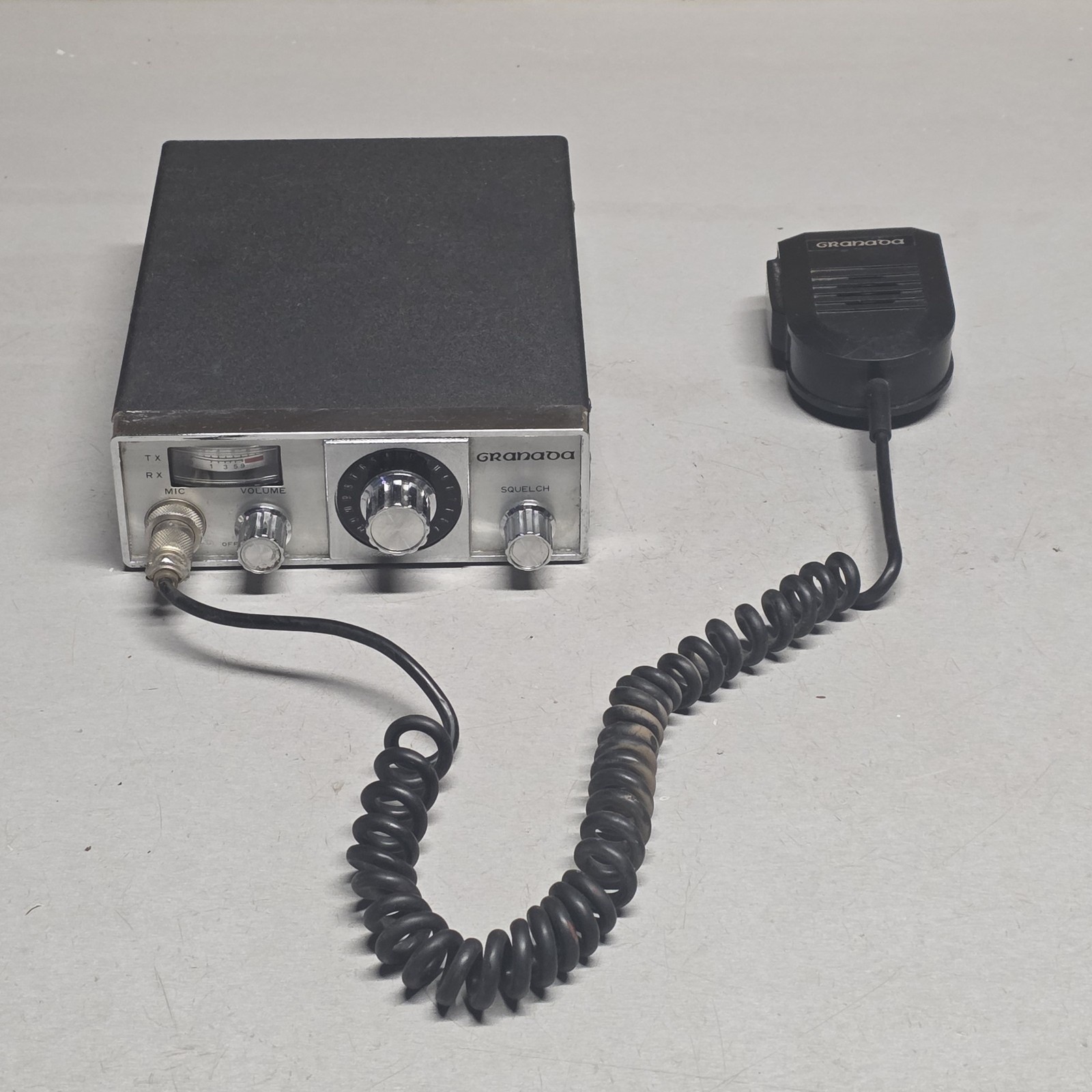 Granada 27MHz CB Radio Base Transceiver w/ Microphone Japan Vintage (Untested)