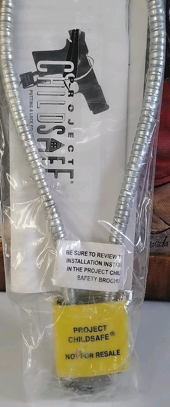 New Cable Gun Lock by Project ChildSafe w/ 2 keys
