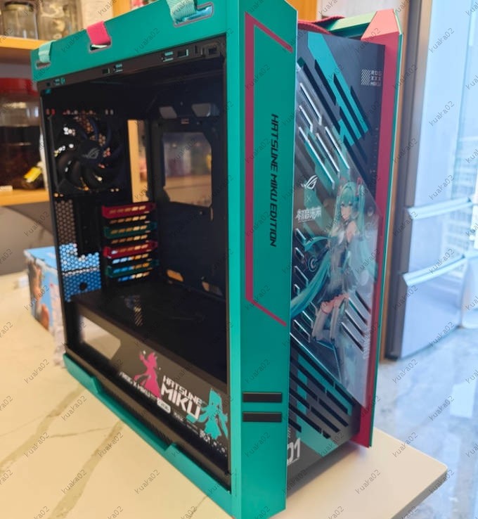 ROG STRIX HELIOS Hyperion GX601S × Hatsune Miku Edition Chassis GX601S