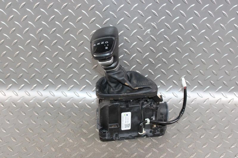 2015-2022 Dodge Challenger Floor Gear Shifter Assembly OEM