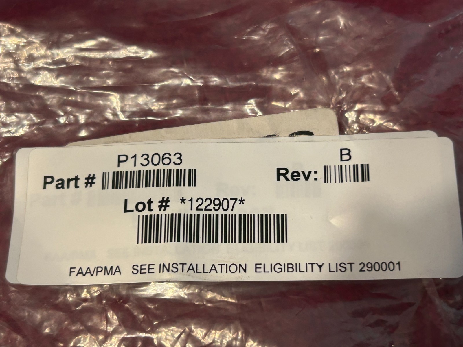L-COM AVIONICS CONNECTOR P/N P13063 NEW SURPLUS
