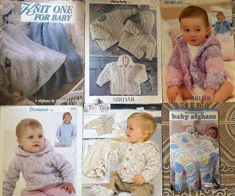 4 Baby Sweater Knitting Patterns and 2 Baby Blanket Pattern Booklets Sirdar +