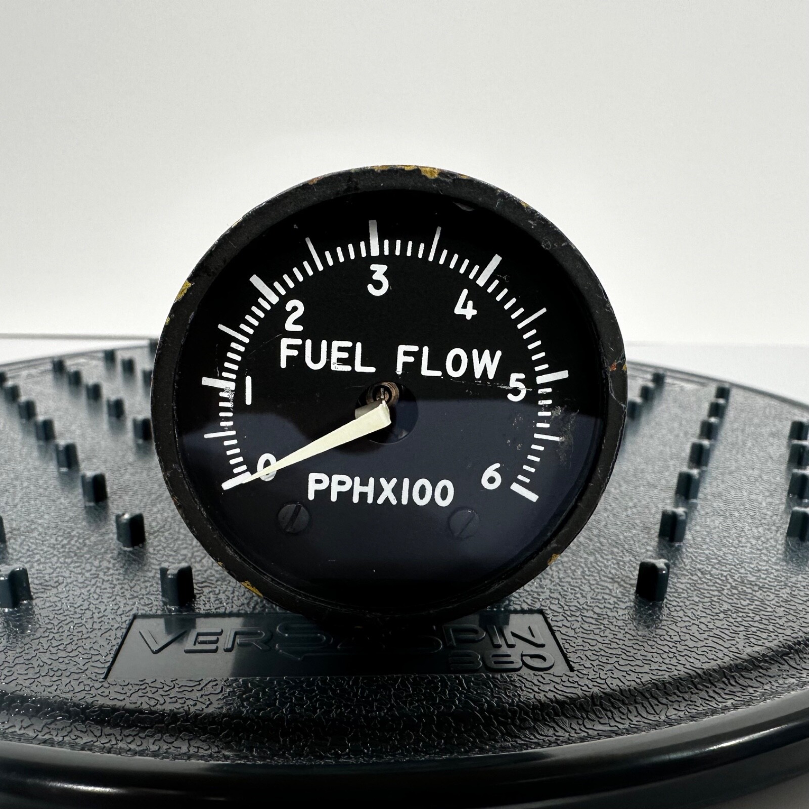 Vintage Fuel Flow Gauge PPHX100 – Aircraft Instrument – Aviation Collectible