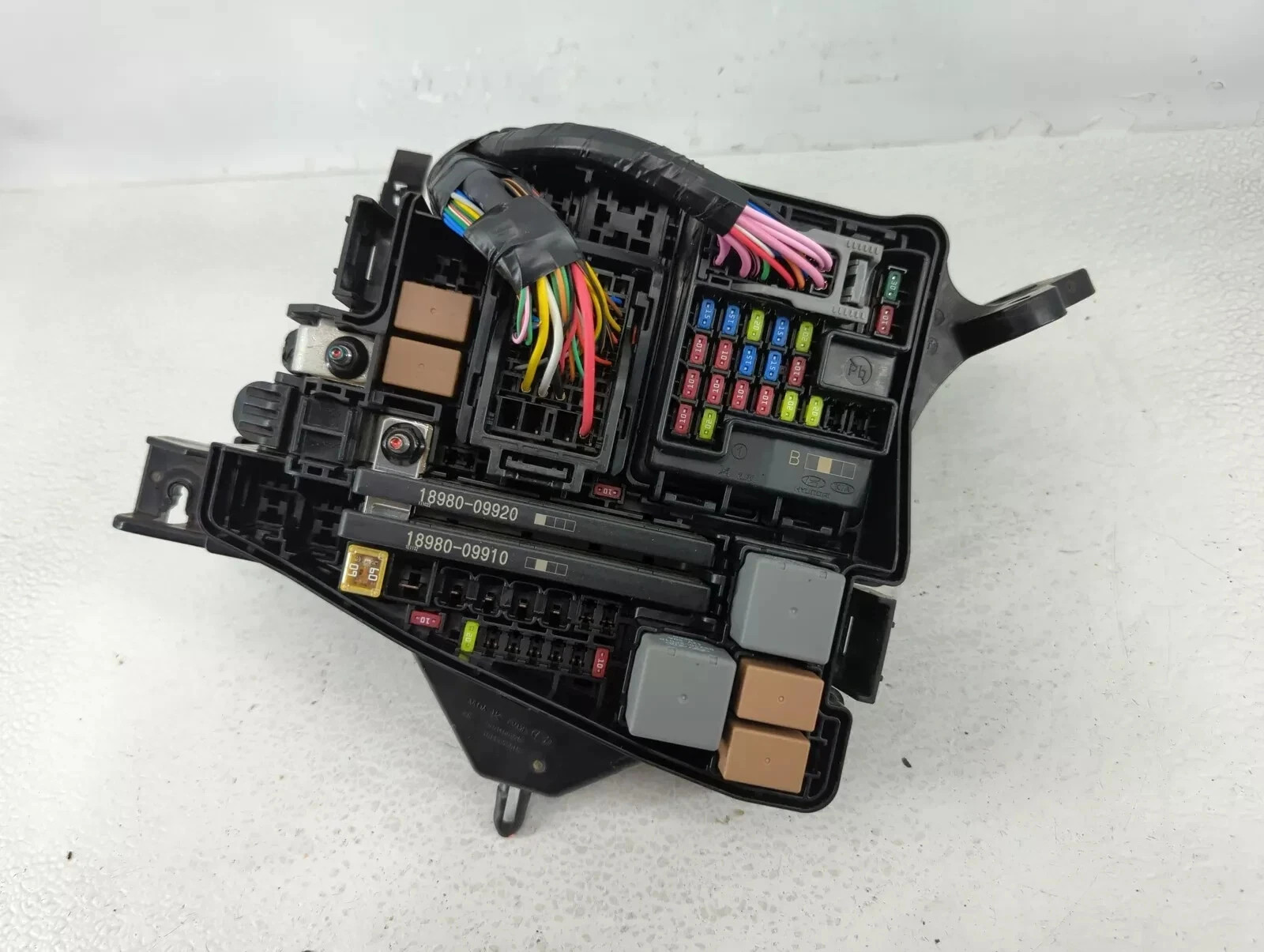 2020-2023 Hyundai Sonata Engine Fusebox Fuse Box Relay Module OEM