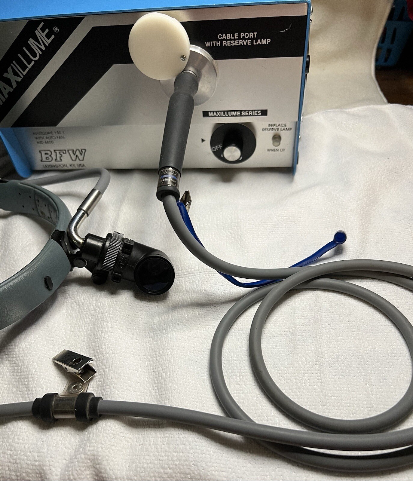BFW Maxillume Light Source With Headlight