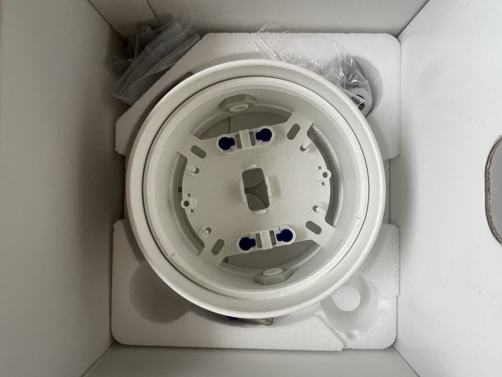 Mobotix MX-MT-OW-1 On-Wall Mounting Set