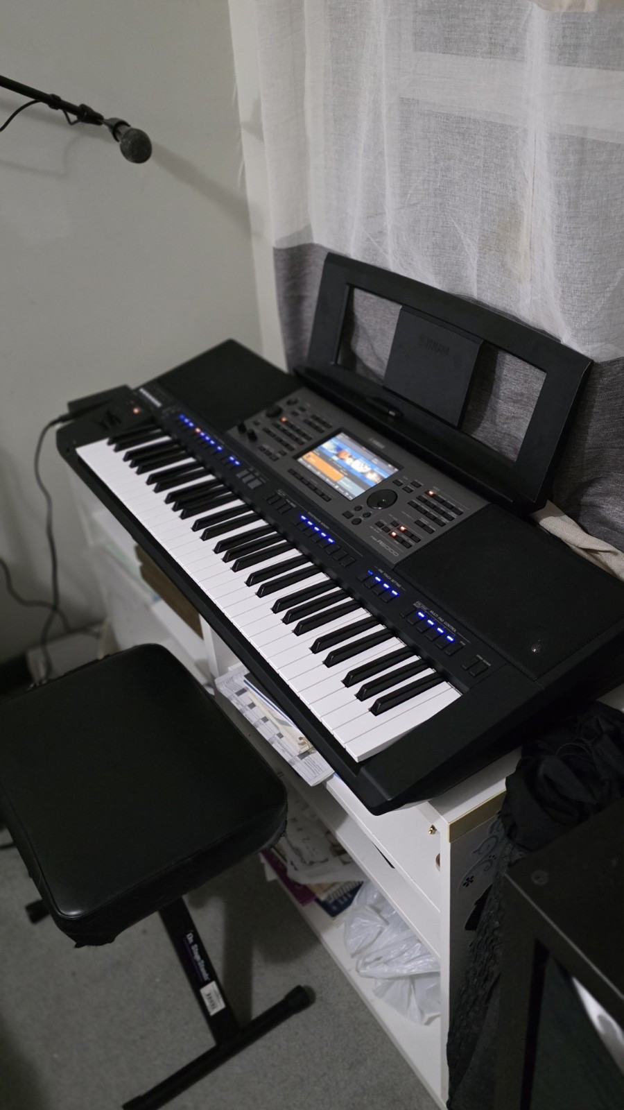 Yamaha PSR-A5000 Digital Workstation 61-Key Professional Arranger Workstation