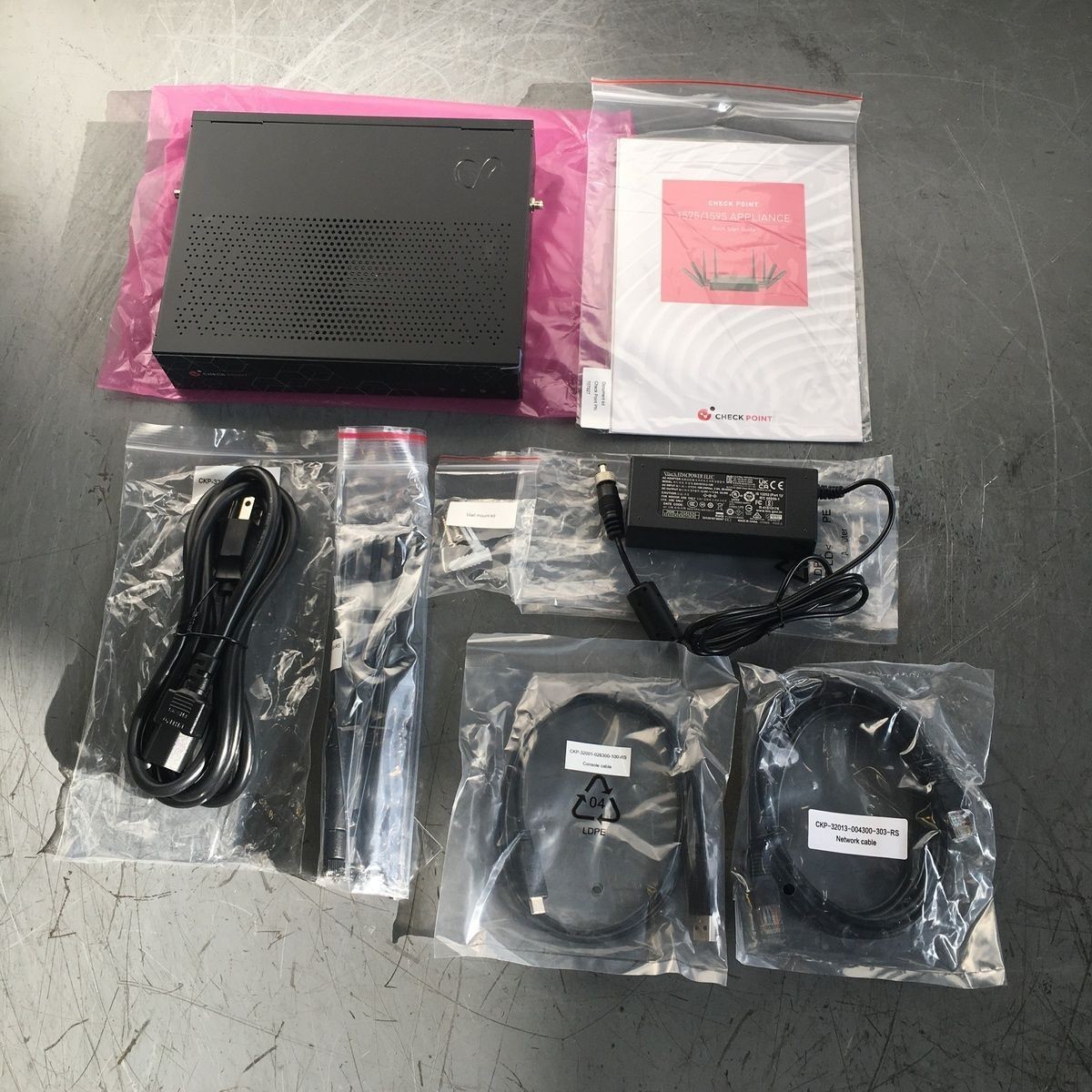 Check Point SW Technologies V91W Commercial Grade Security Gateway 🔥New🔥