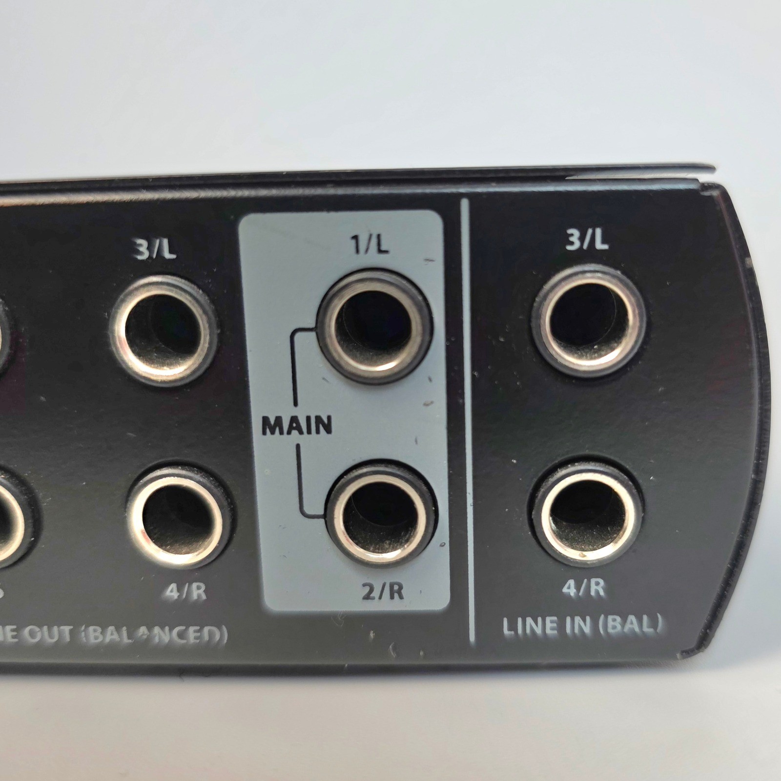 Behringer Firepower FCA610 FireWire USB Audio MIDI Interface READ DESCRIPTION