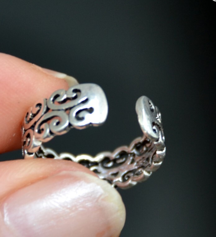 New Year Gift Adjustable Solid Metal Stylish Toe Ring For Women's 925 Silver