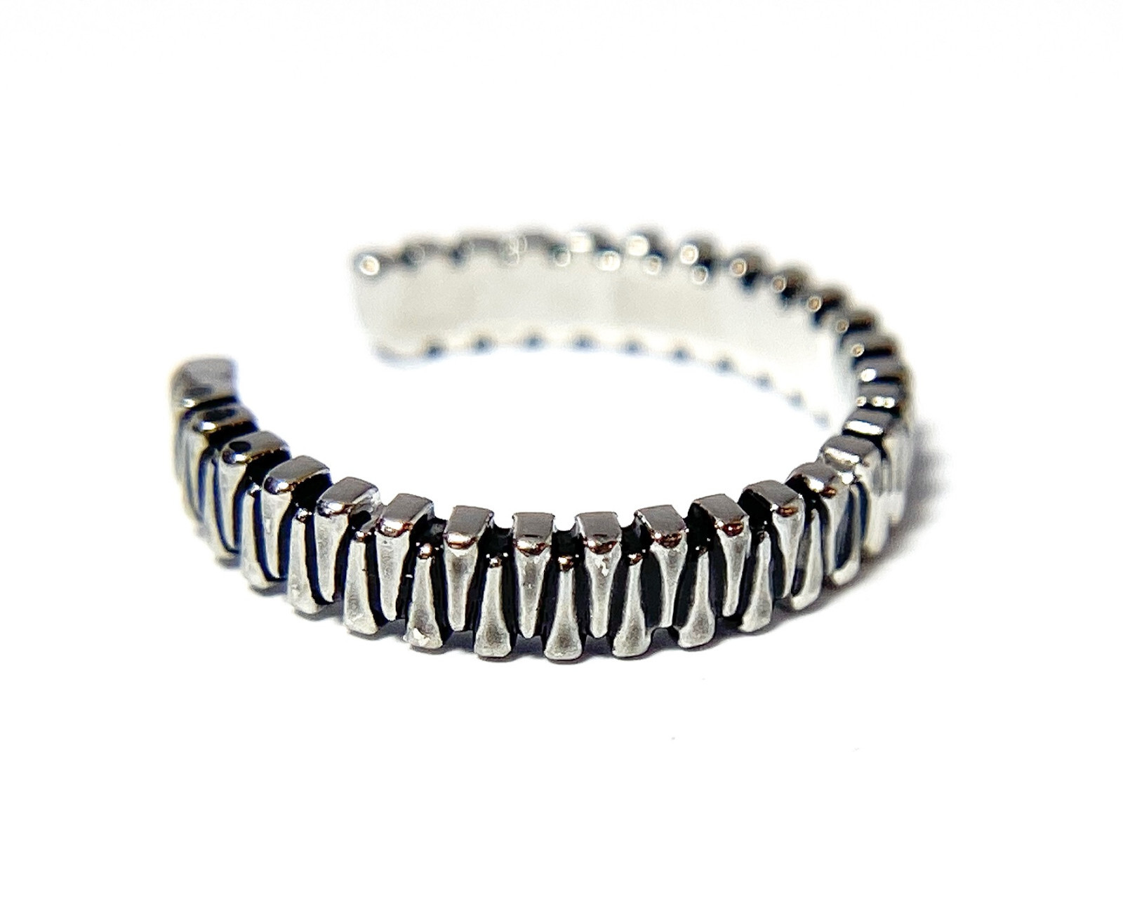 Grooved Design Adjustable Mid Ring / Toe Ring