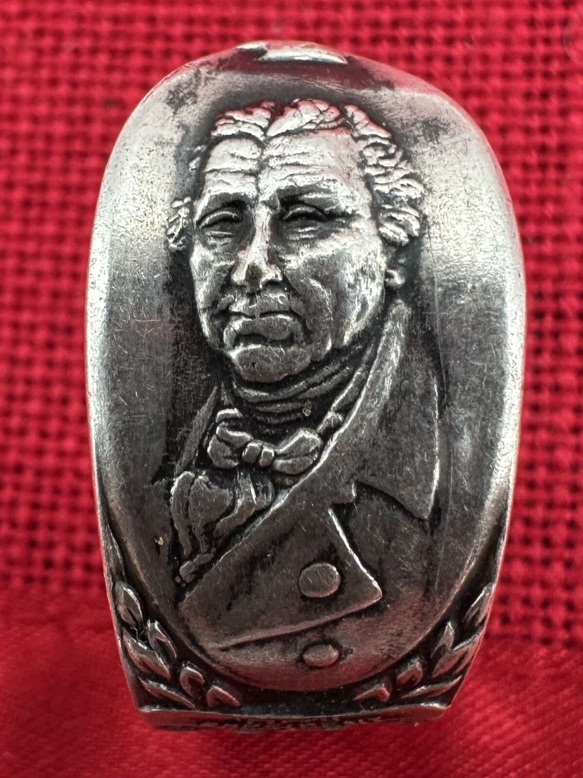 VINTAGE 1960'S WM ROGERS CO. SILVER PLATED James Monroe SPOON RING Folk Art 7.5