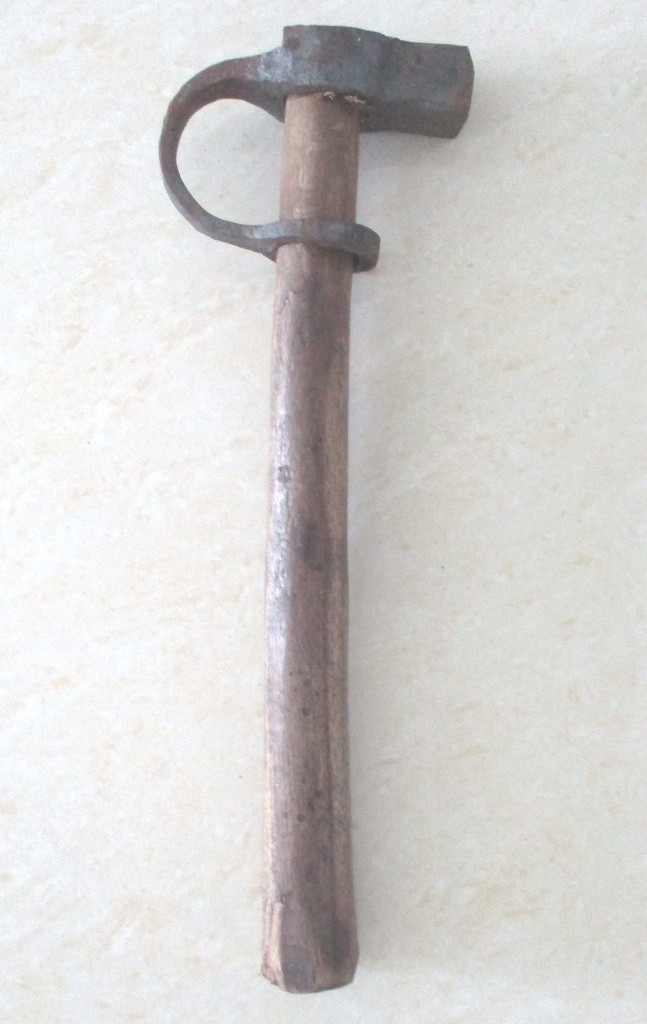 ANTIQUE TOOL HAMMER RARE UNUSUAL