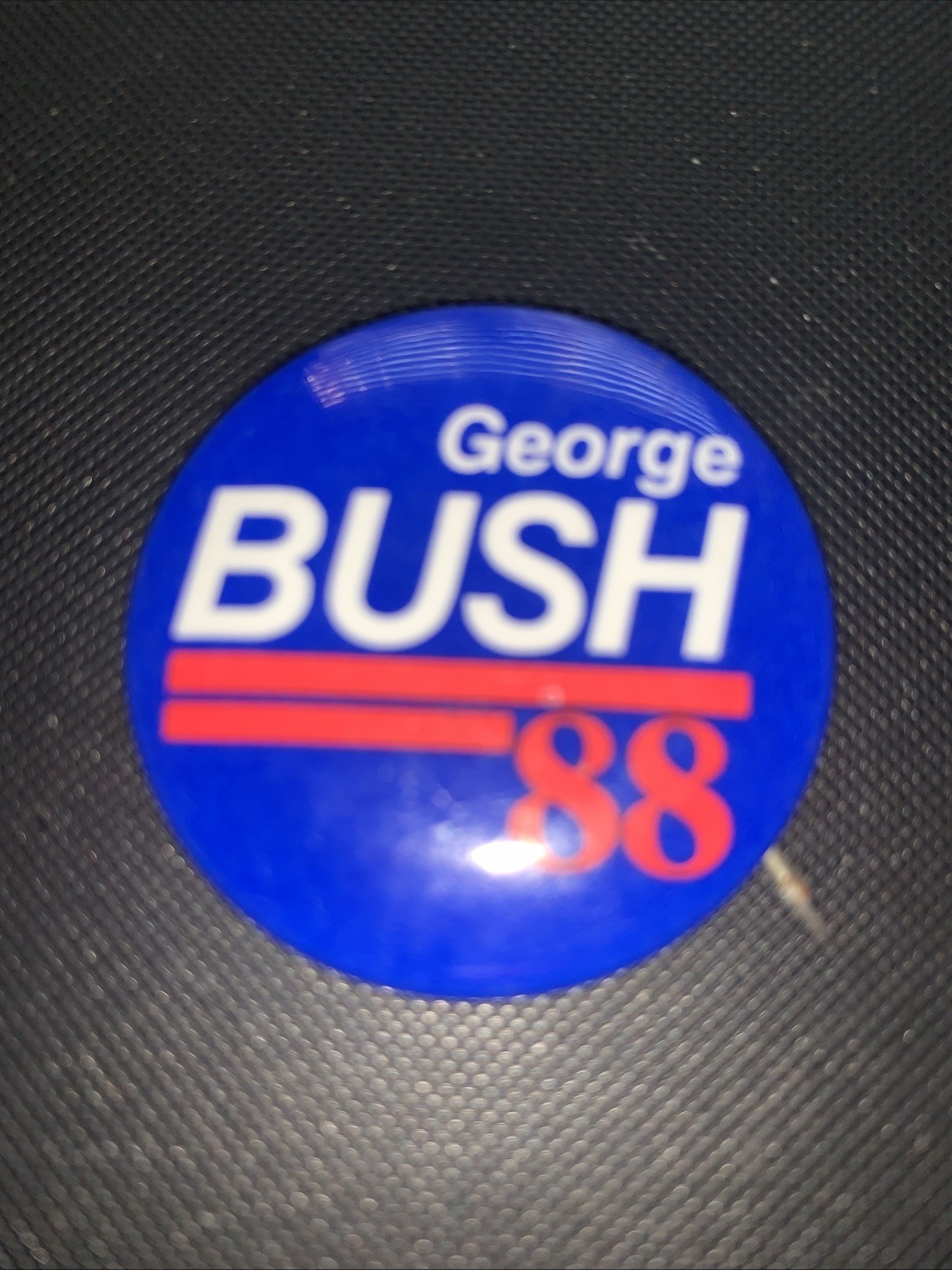 1988 George Bush Political Capaign 1.5 Inch Pinback Button