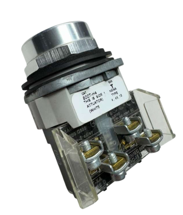 Allen-Bradley 800T-H4 Selector Switch Series T, w/800T-XA Contact Block