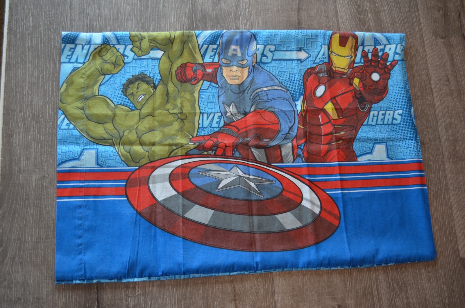 Avengers Pillowcase - Hulk, Captain America