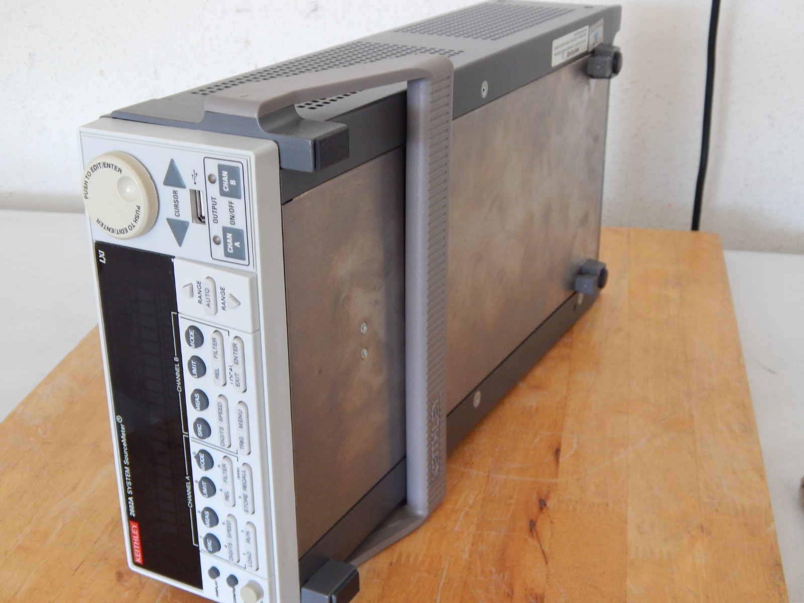 Keithley 2602A SYSTEM SourceMeter 2 Channel SMU Source Measure