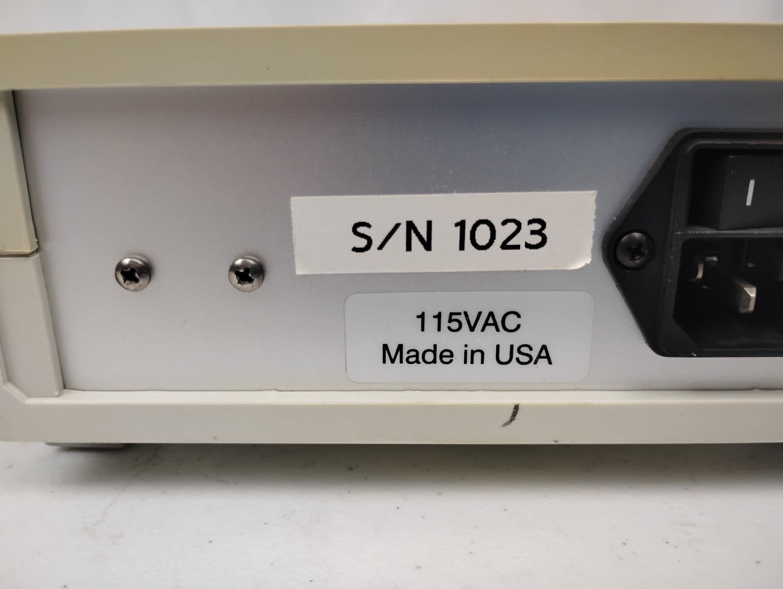 LDLS-02 1553nm FP-LD Built-in Isolator Light Source | AC Photonics | OE Labs