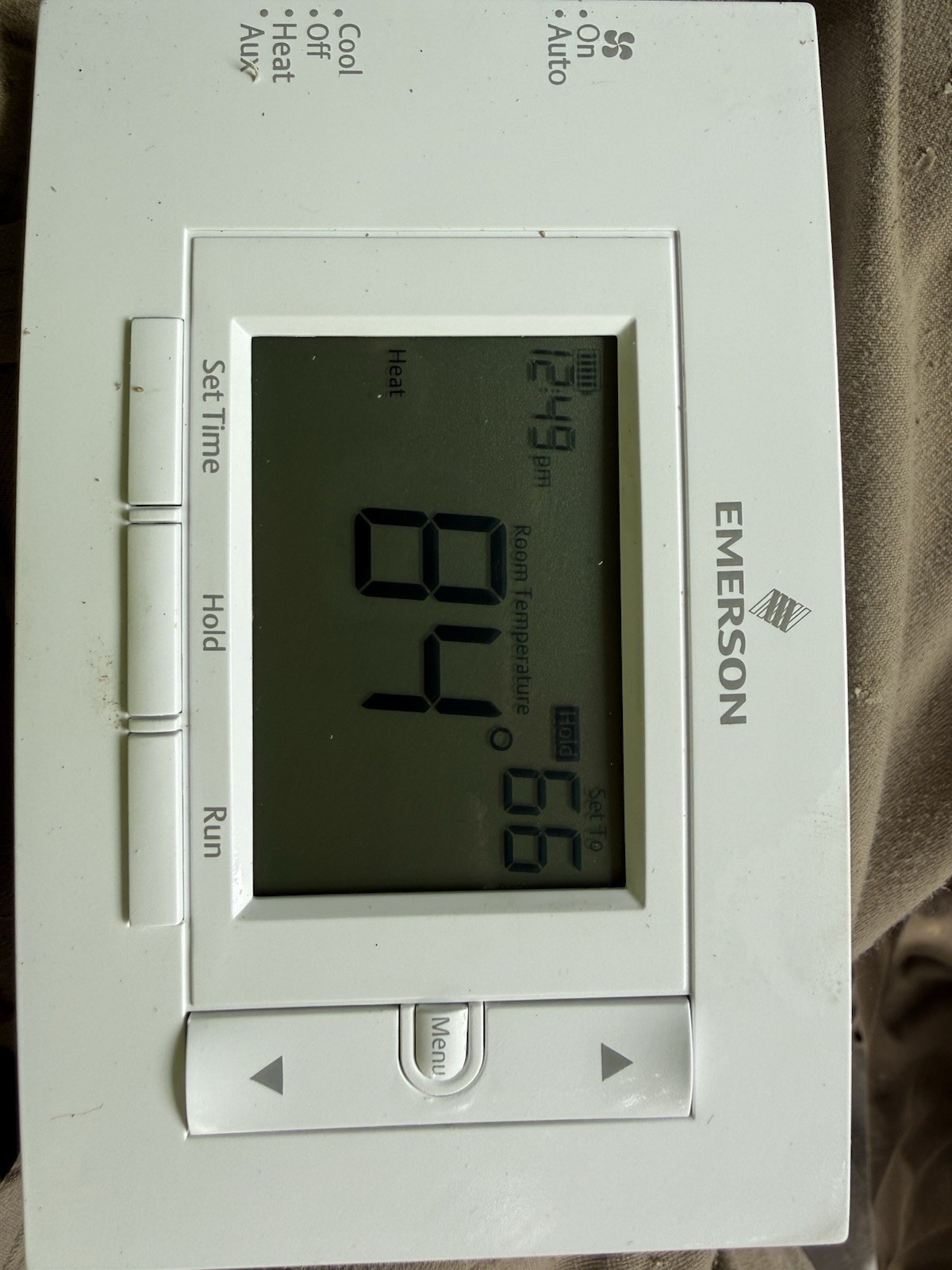 Emerson Thermostat White-Rodgers 1F83H-21PR 80 Series Non-Programmable   4
